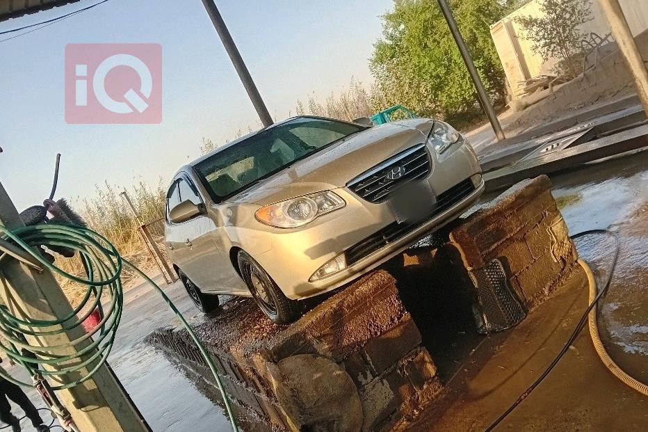 هیۆندای ئەلەنترا